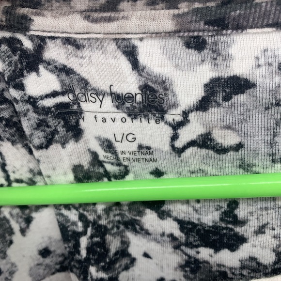 LOT Daisy  Fuentes My Favorite T Shirt Slim Fit  Long & Short Sleeve Large - Picture 14 of 16